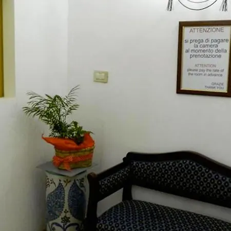 Bed & Breakfast Crispi 2*