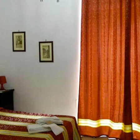 Nocleg ze śniadaniem Crispi Katania