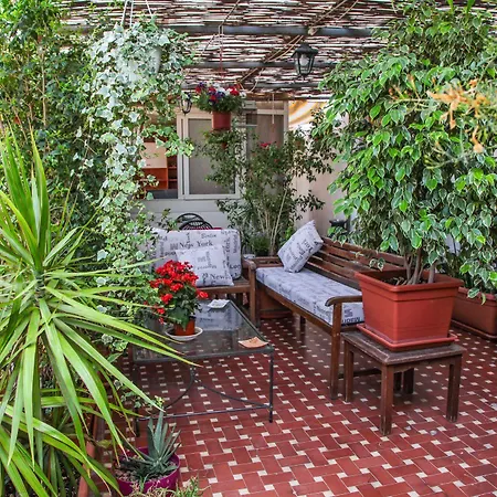 Crispi Bed & Breakfast