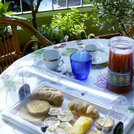 Crispi Bed & Breakfast 2*